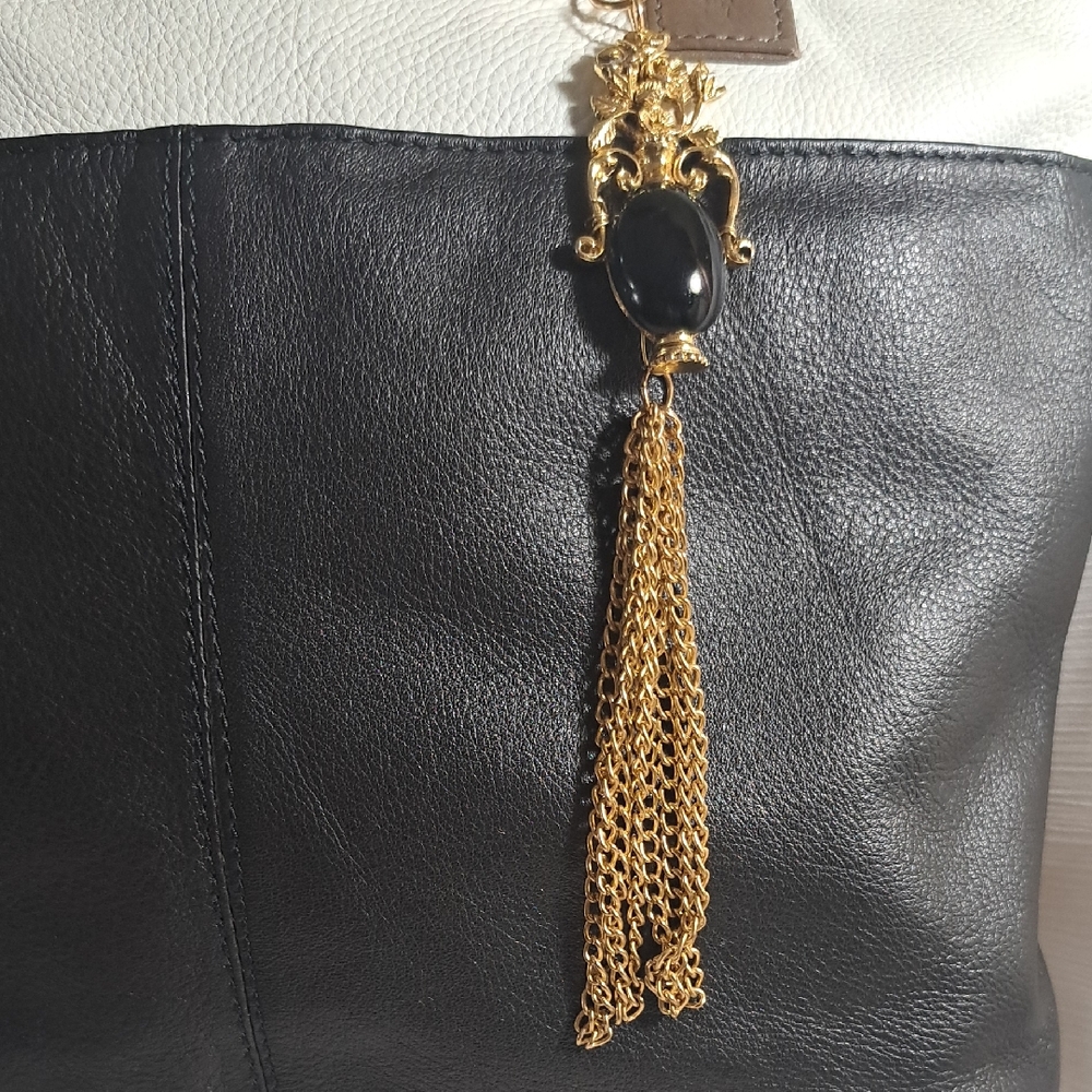 Hand Crafted Bag Jewelry Gold Chain Tasseled Gold Vase with Black Center